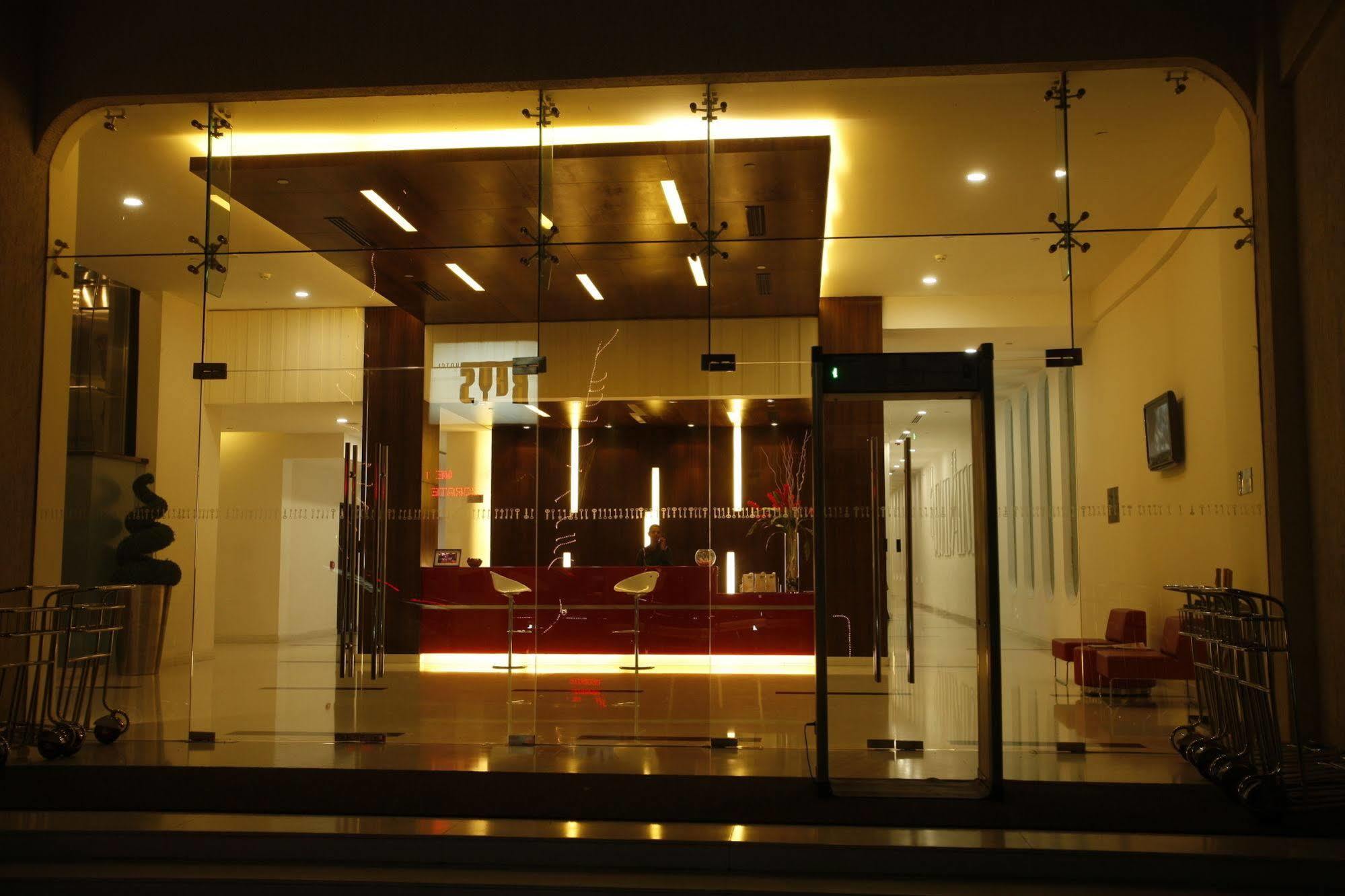 คีย์ ซีเล็ค บาย เลมอนทรีโฮเทล ไวท์ฟิลด์ เบงคลูรู Hotel บังกาลอร์ ภายนอก รูปภาพ